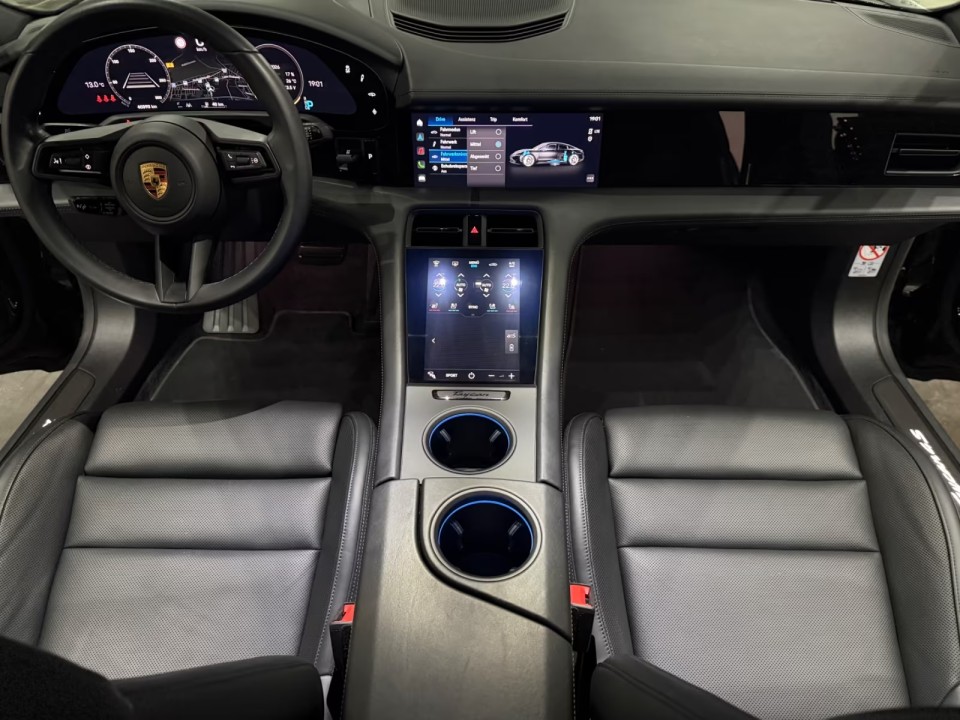 Porsche Taycan 4S - foto 27