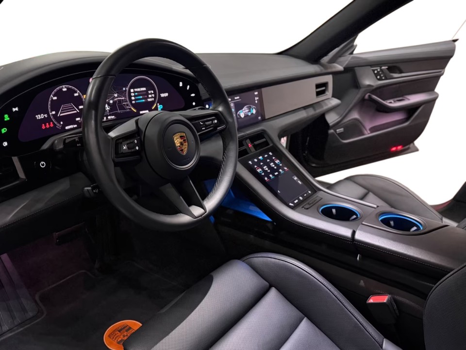 Porsche Taycan 4S - foto 19