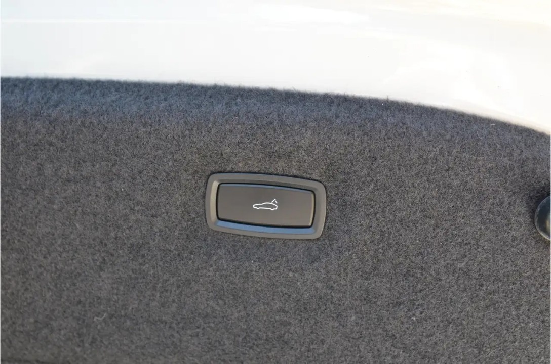 Porsche Taycan 4S - foto 29