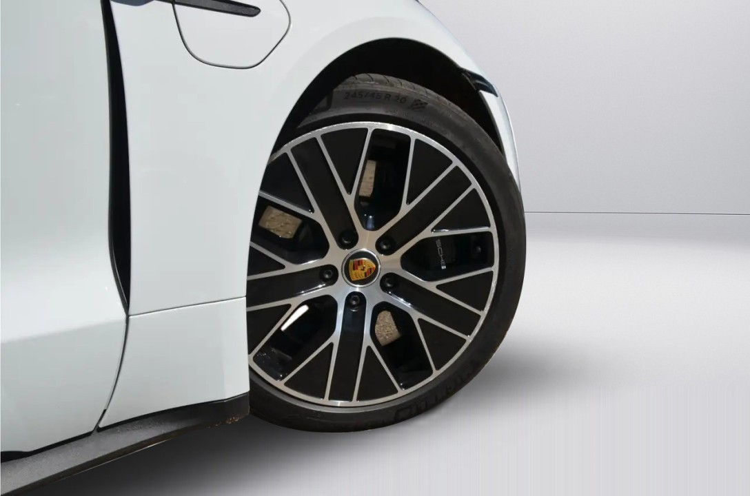 Porsche Taycan 4S - foto 33