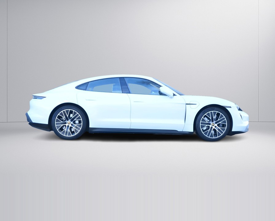 Porsche Taycan 4S (3)