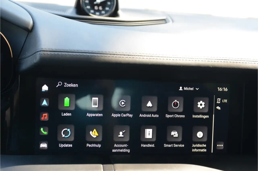 Porsche Taycan 4S - foto 18