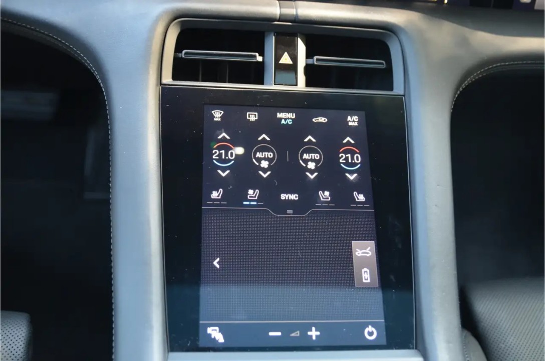 Porsche Taycan 4S - foto 13