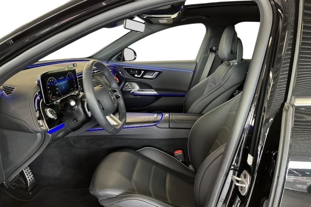 Mercedes-Benz E 300de 4MATIC AMG Line - foto 7