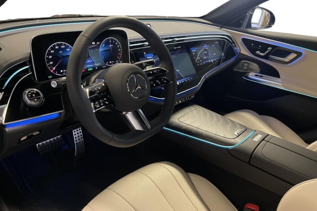 Mercedes-Benz E 300de 4MATIC AMG Line - foto 8