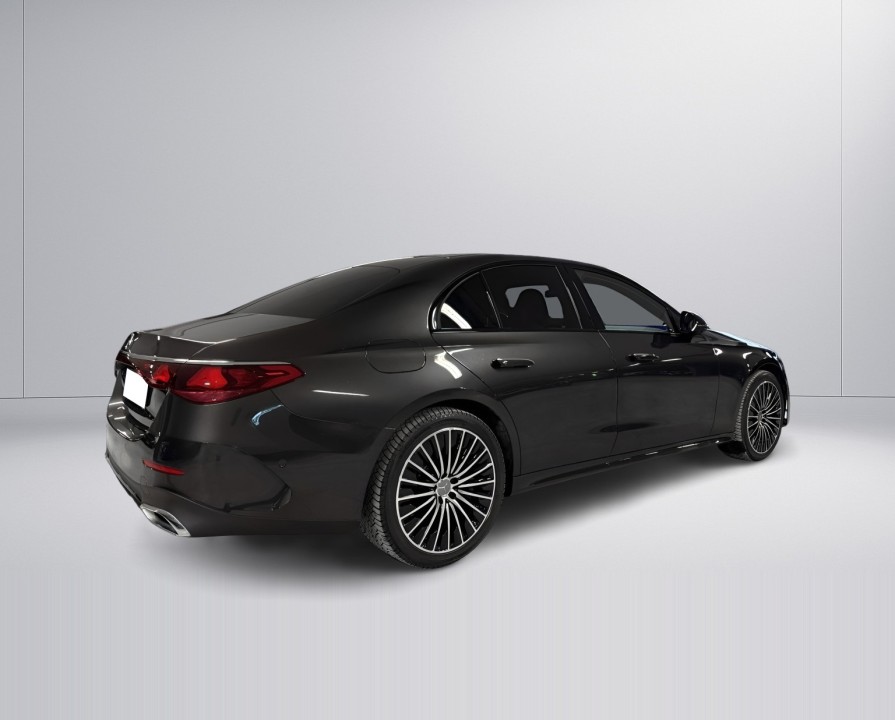 Mercedes-Benz E 300de 4MATIC AMG Line (4)