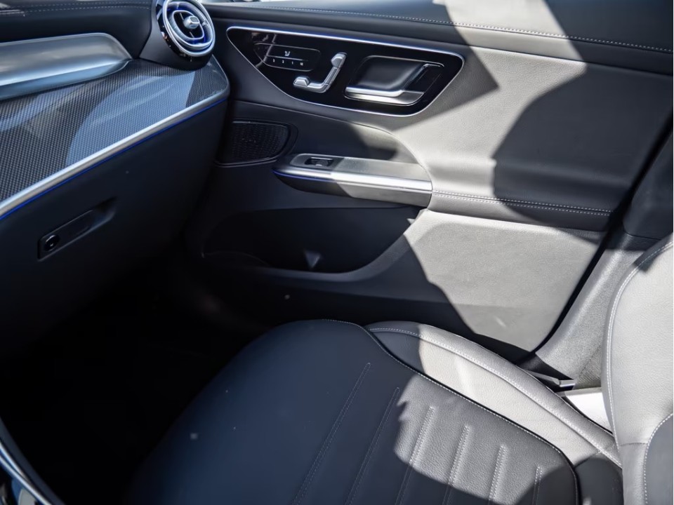 Mercedes-Benz GLC Coupé 300e 4MATIC AMG Line - foto 14