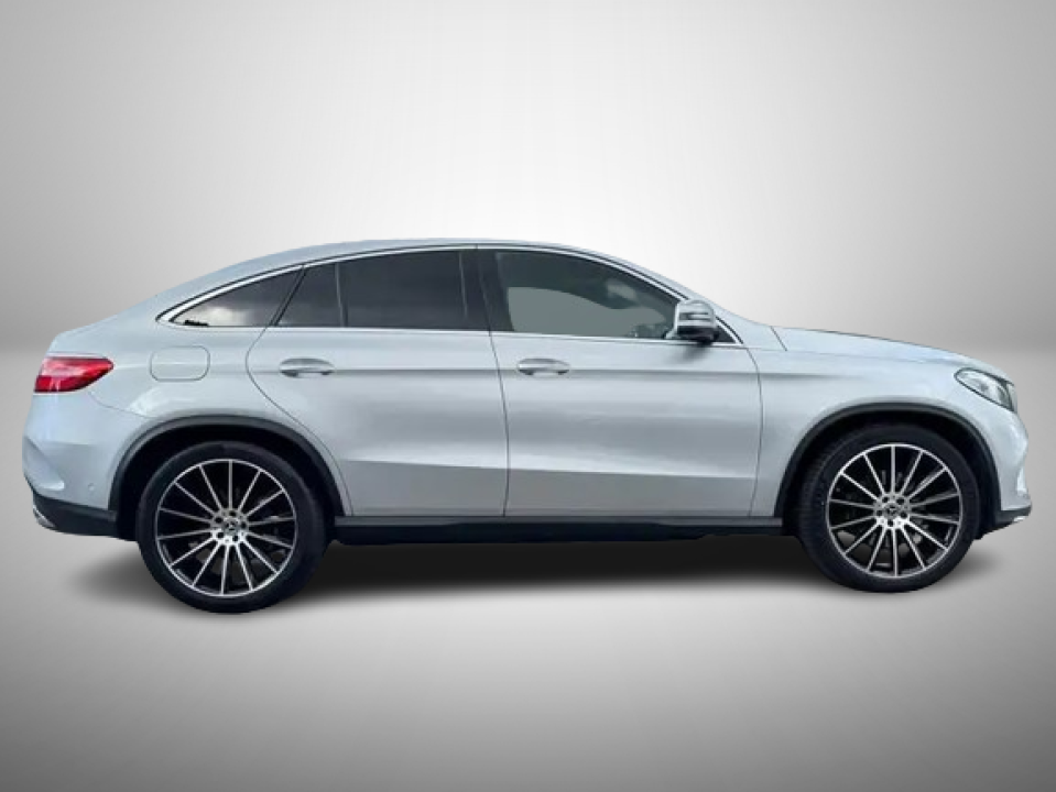 Mercedes-Benz GLE Coupe 350d AMG Line 4Matic (2)