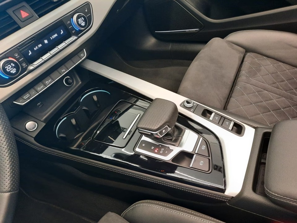 Audi A5 Cabriolet 45 TFSI Quattro S-line - foto 11