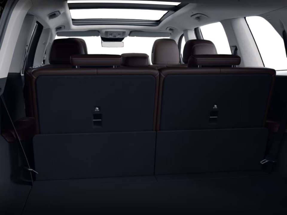 Mercedes-Benz GLS 450 4MATIC AMG - foto 18