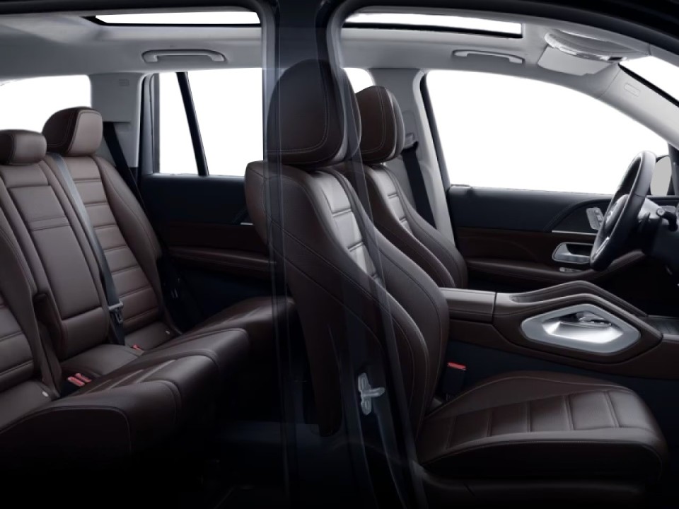 Mercedes-Benz GLS 450 4MATIC AMG - foto 16