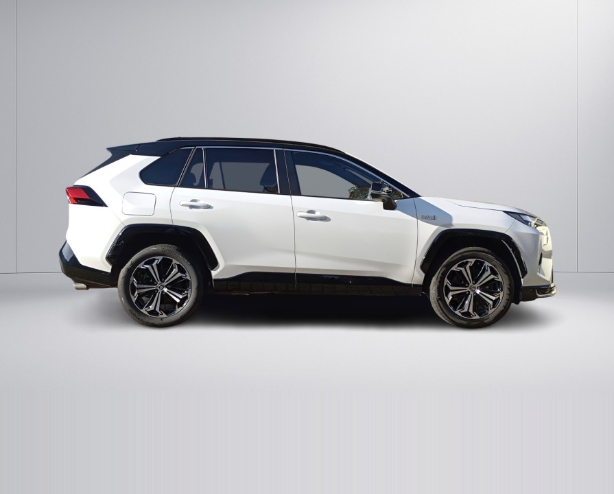 Toyota RAV4 4x4 Style (2)