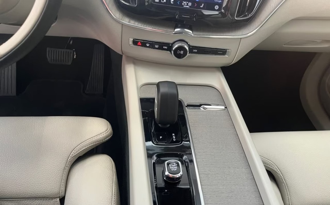 Volvo XC 60 B4 Plus Bright - foto 11