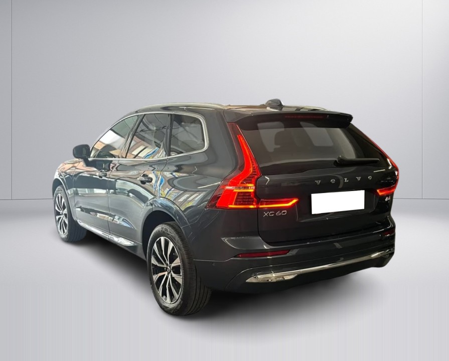 Volvo XC 60 B4 Plus Bright (3)