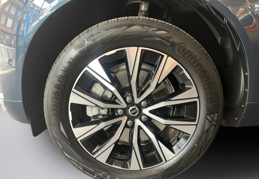 Volvo XC 60 B4 Plus Bright - foto 25