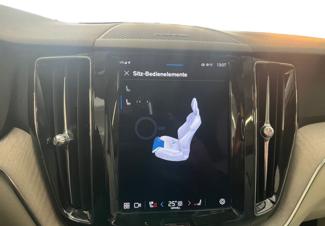 Volvo XC 60 B4 Plus Bright - foto 16