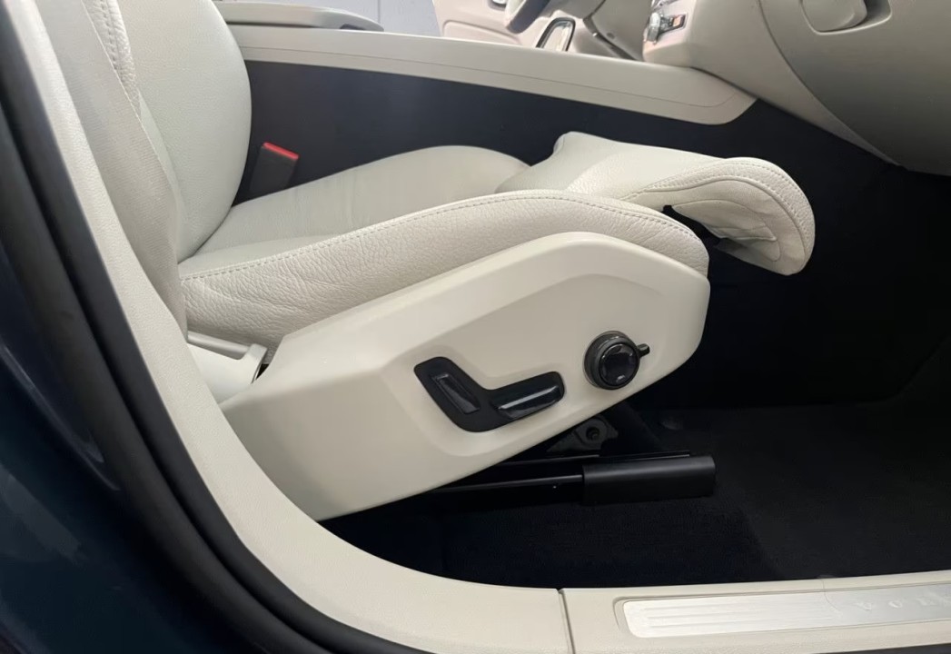 Volvo XC 60 B4 Plus Bright - foto 14