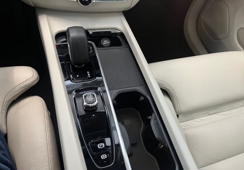 Volvo XC 60 B4 Plus Bright - foto 12