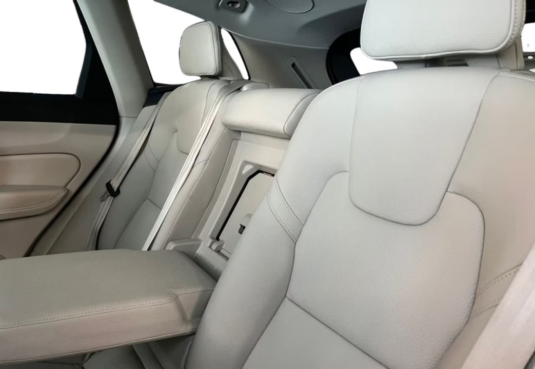 Volvo XC 60 B4 Plus Bright - foto 6