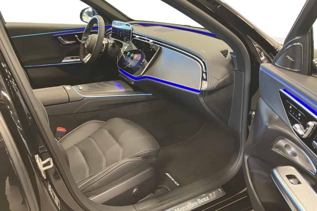 Mercedes-Benz E 400e 4MATIC - foto 12