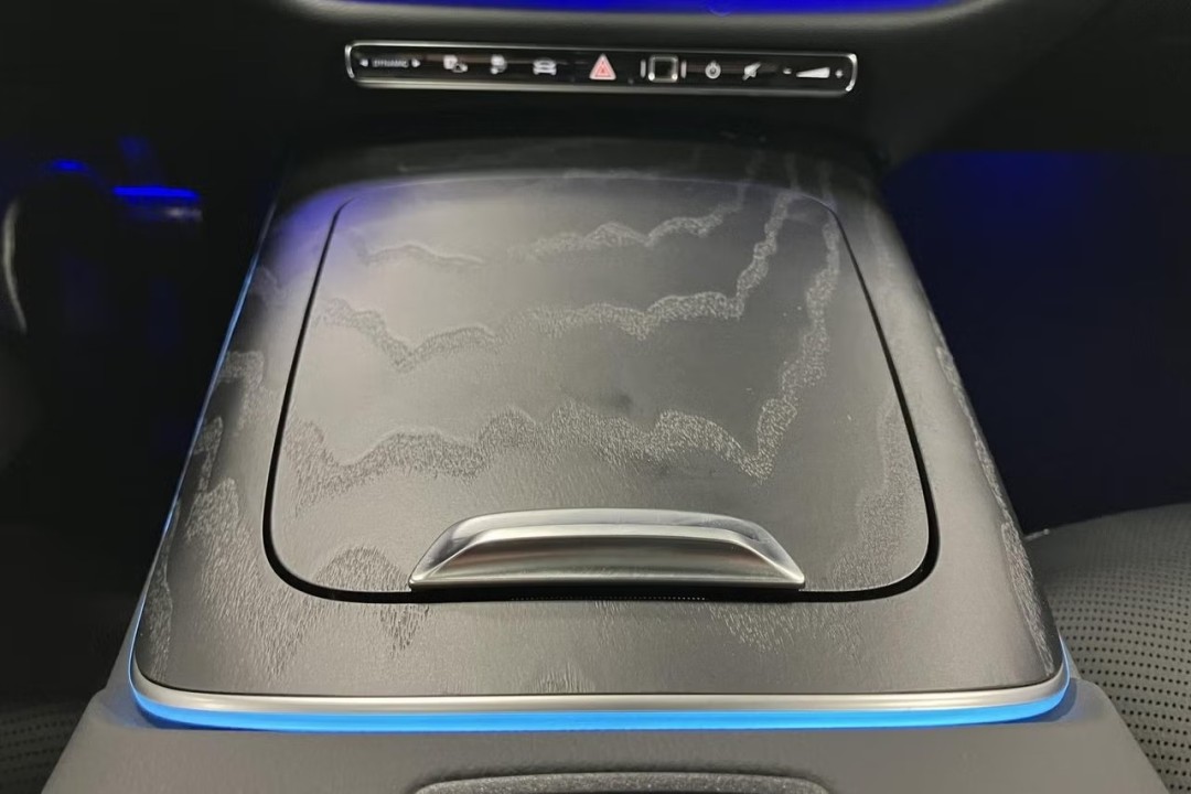 Mercedes-Benz E 400e 4MATIC - foto 15