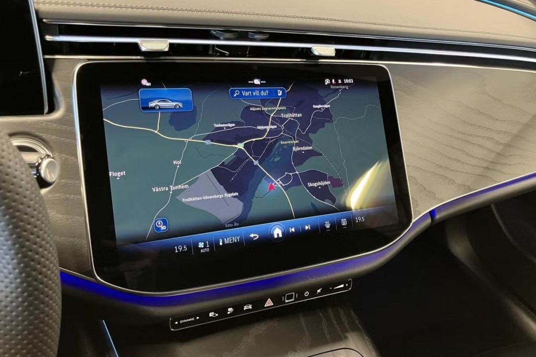 Mercedes-Benz E 400e 4MATIC - foto 18