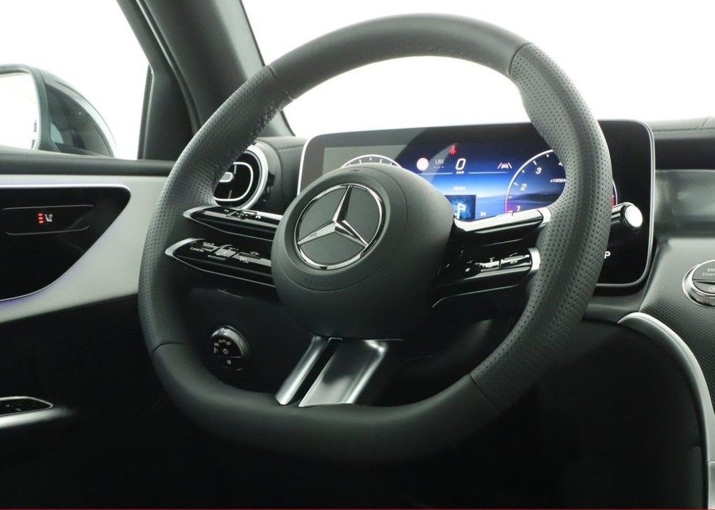 Mercedes-Benz GLC Coupé 200 4MATIC AMG Line - foto 12