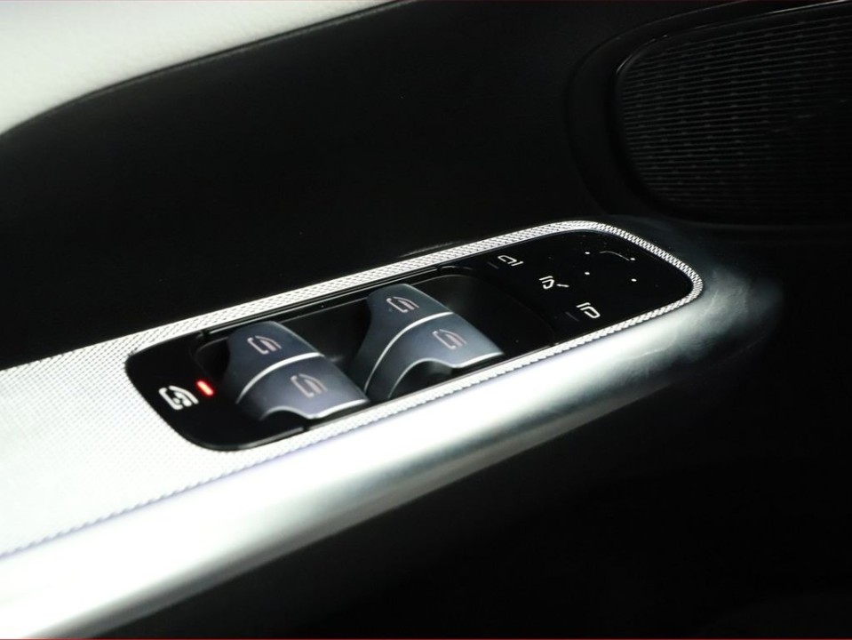 Mercedes-Benz GLC Coupé 200 4MATIC AMG Line - foto 15