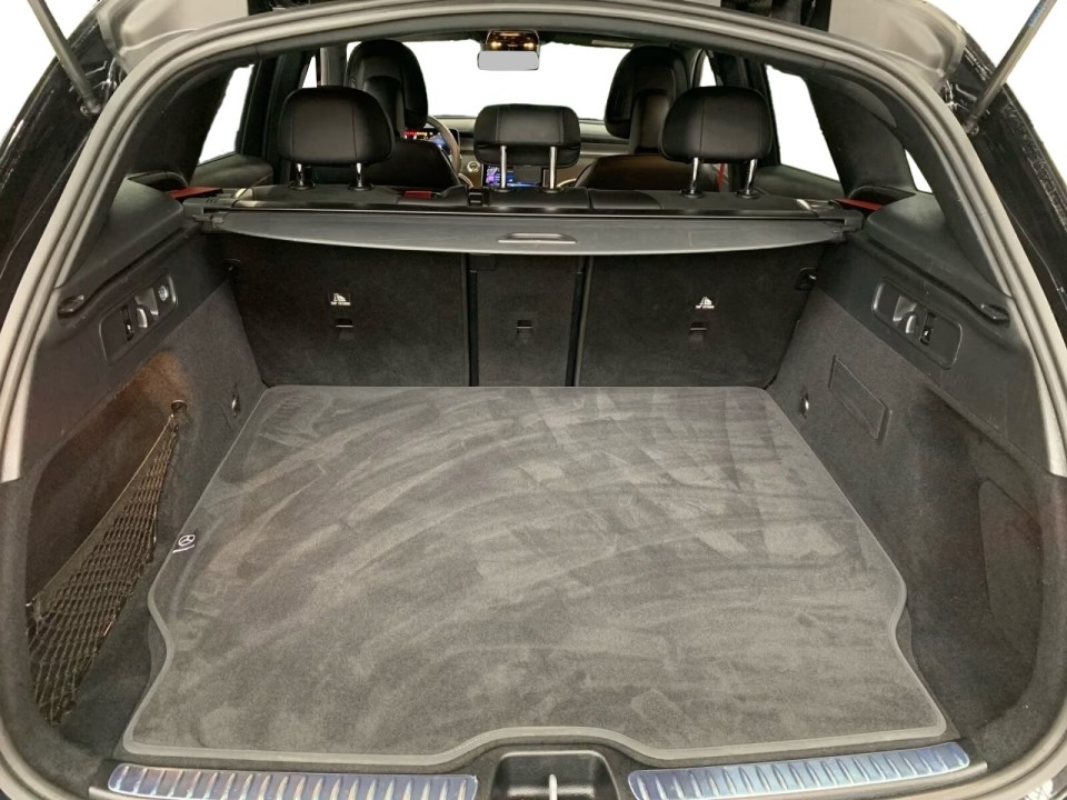 Mercedes-Benz GLC 200 4MATIC AMG Line - foto 13