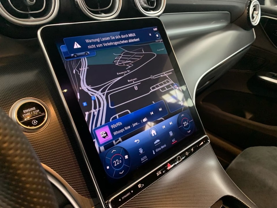 Mercedes-Benz GLC 200 4MATIC AMG Line - foto 8