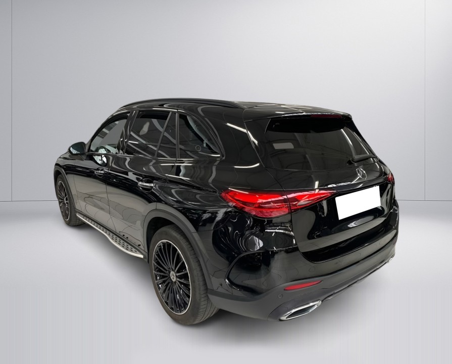 Mercedes-Benz GLC 200 4MATIC AMG Line (3)