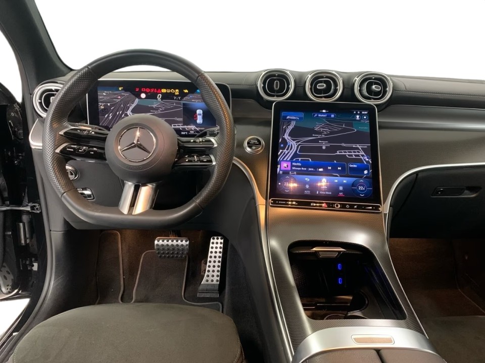 Mercedes-Benz GLC 200 4MATIC AMG Line (5)