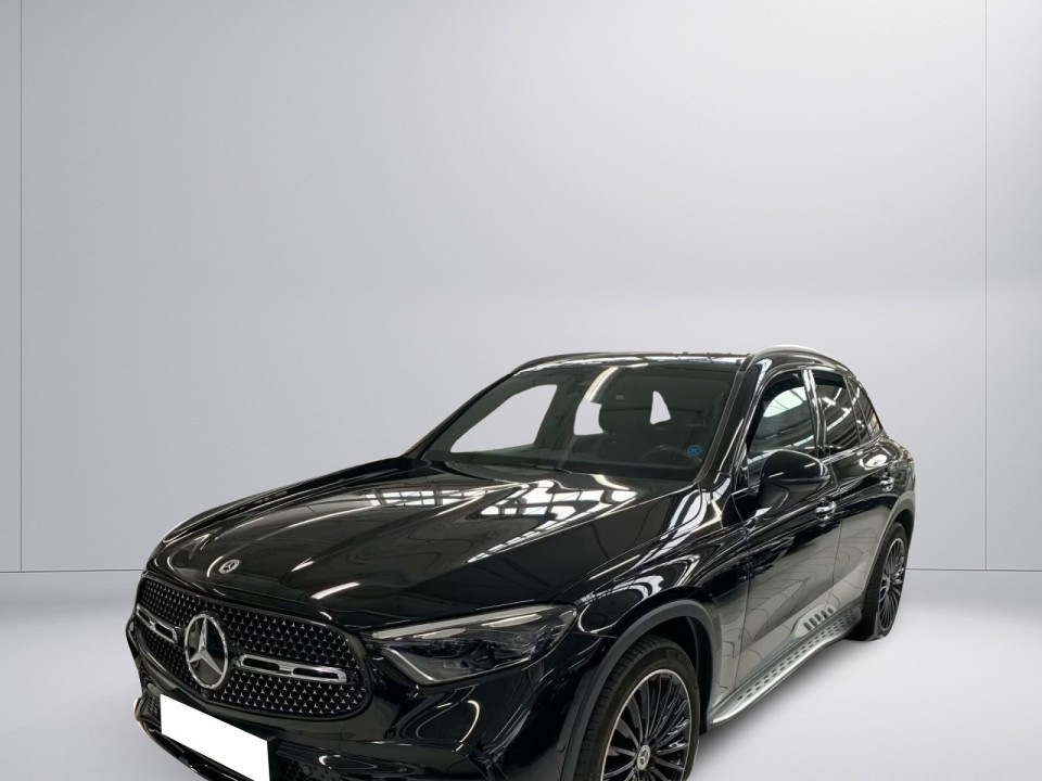 Mercedes-Benz GLC 200 4MATIC AMG Line (4)