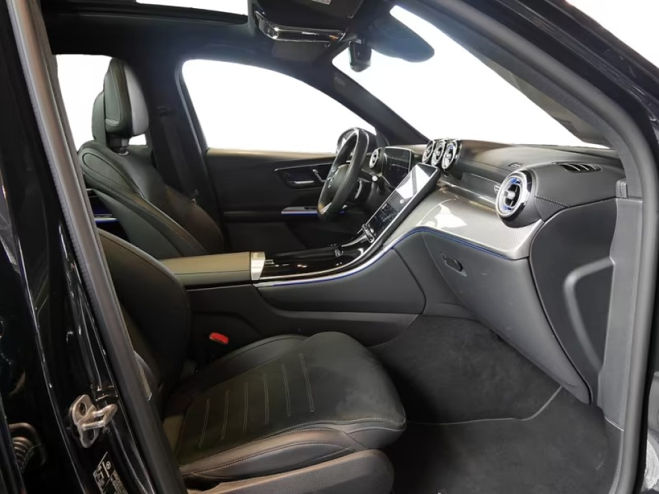 Mercedes-Benz GLC 220d 4MATIC AMG Line (5)