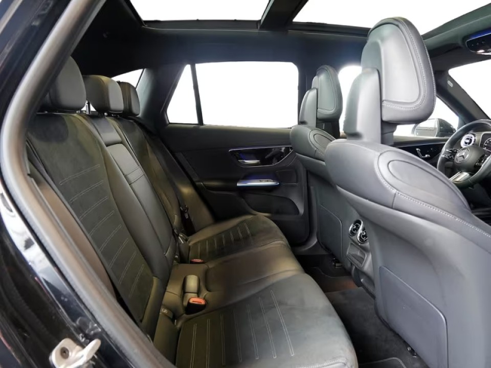 Mercedes-Benz GLC 220d 4MATIC AMG Line (4)