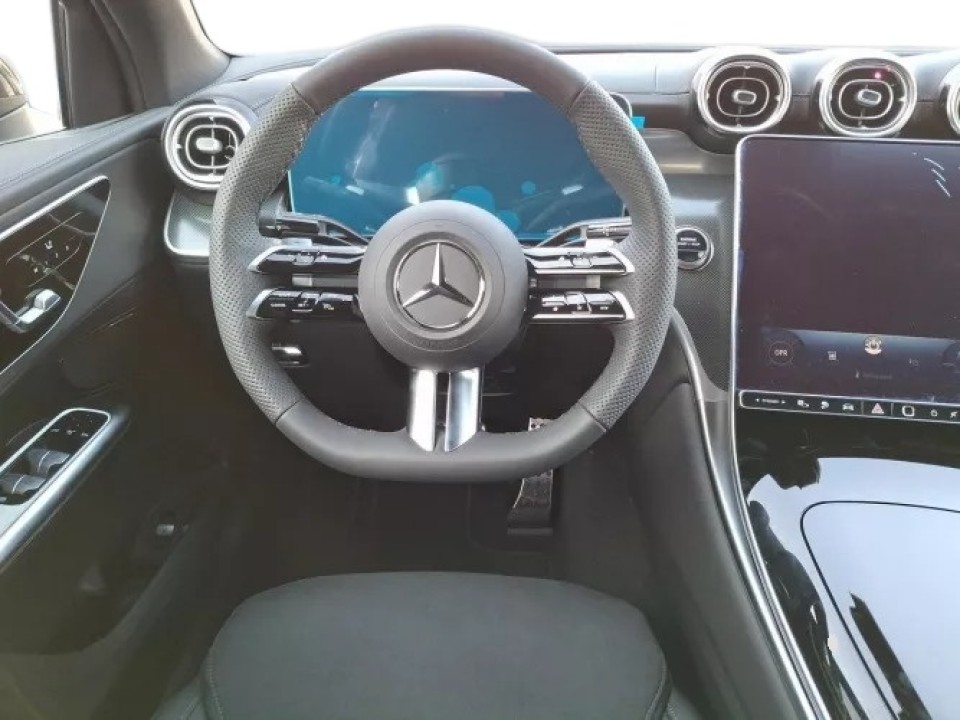 Mercedes-Benz GLC Coupé 300e 4MATIC - foto 9