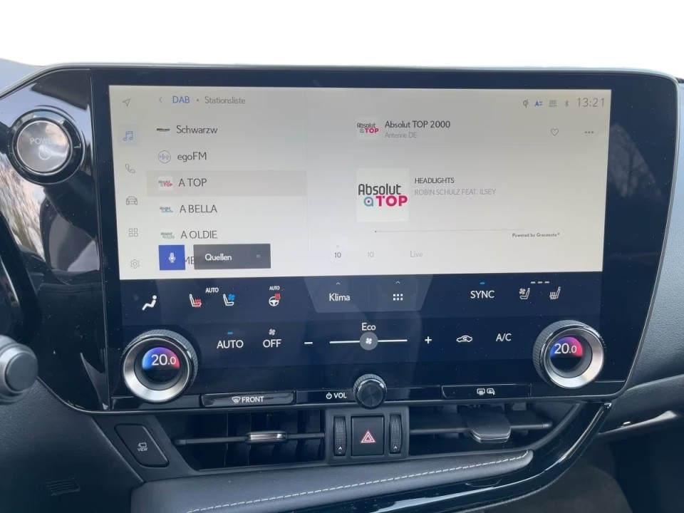 Lexus Seria NX 450h+ - foto 14