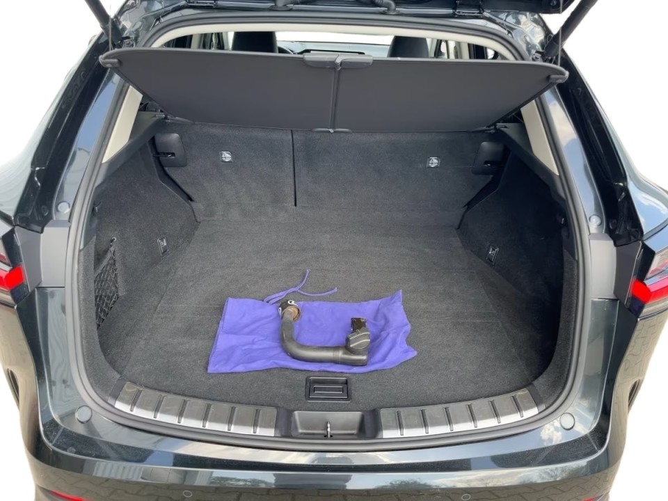 Lexus Seria NX 450h+ - foto 16