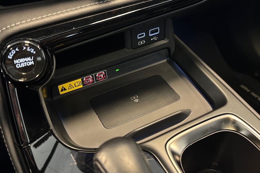 Lexus Seria NX 450h+ F-Sport - foto 16