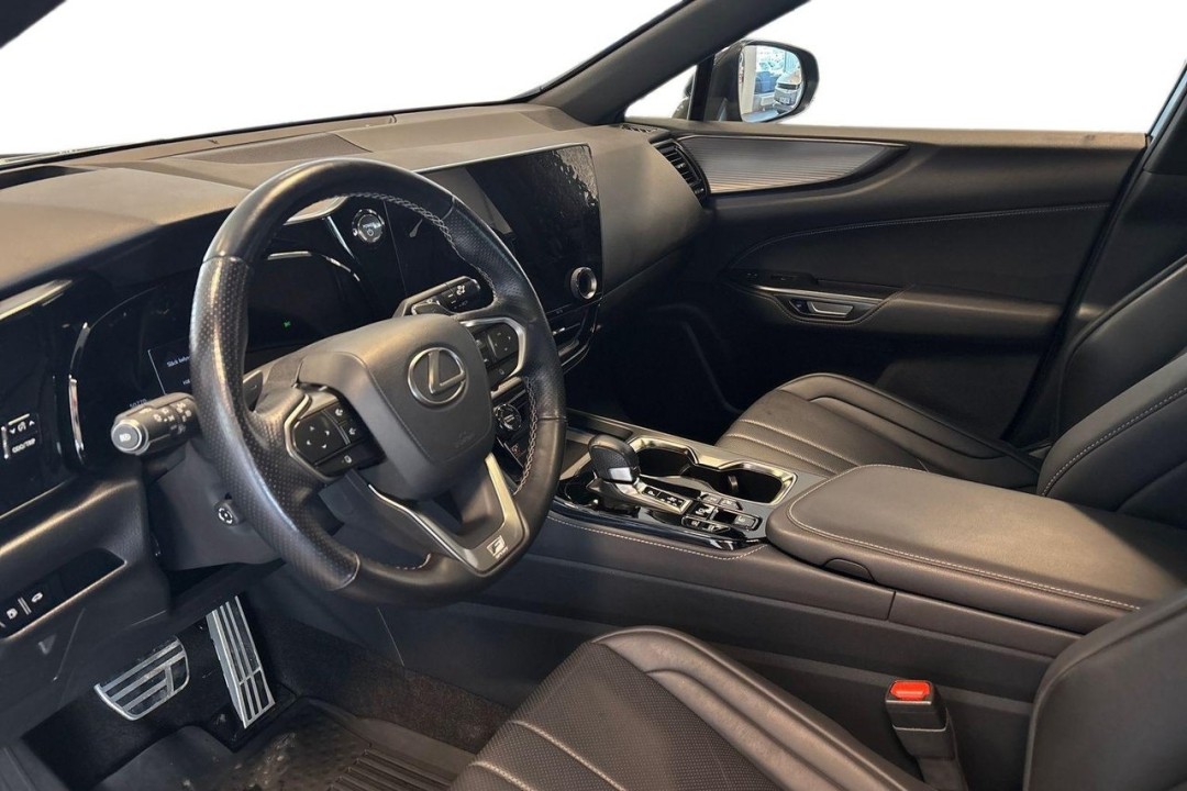 Lexus Seria NX 450h+ F-Sport - foto 9