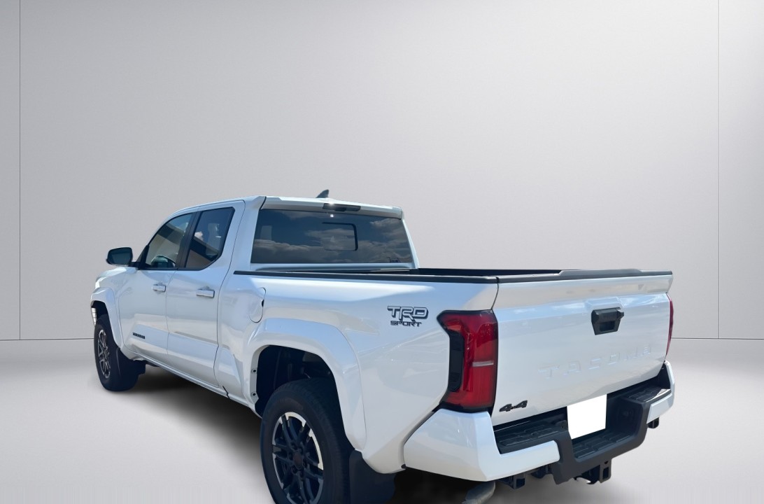 Toyota Tacoma (3)