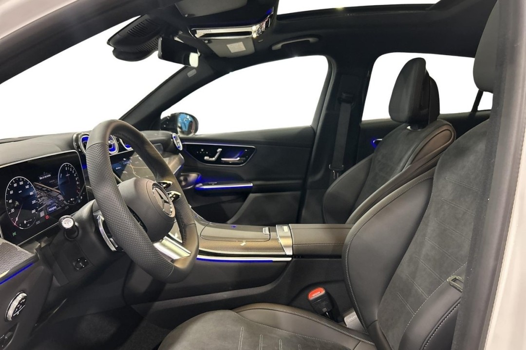 Mercedes-Benz GLC Coupé 300e 4MATIC AMG - foto 6