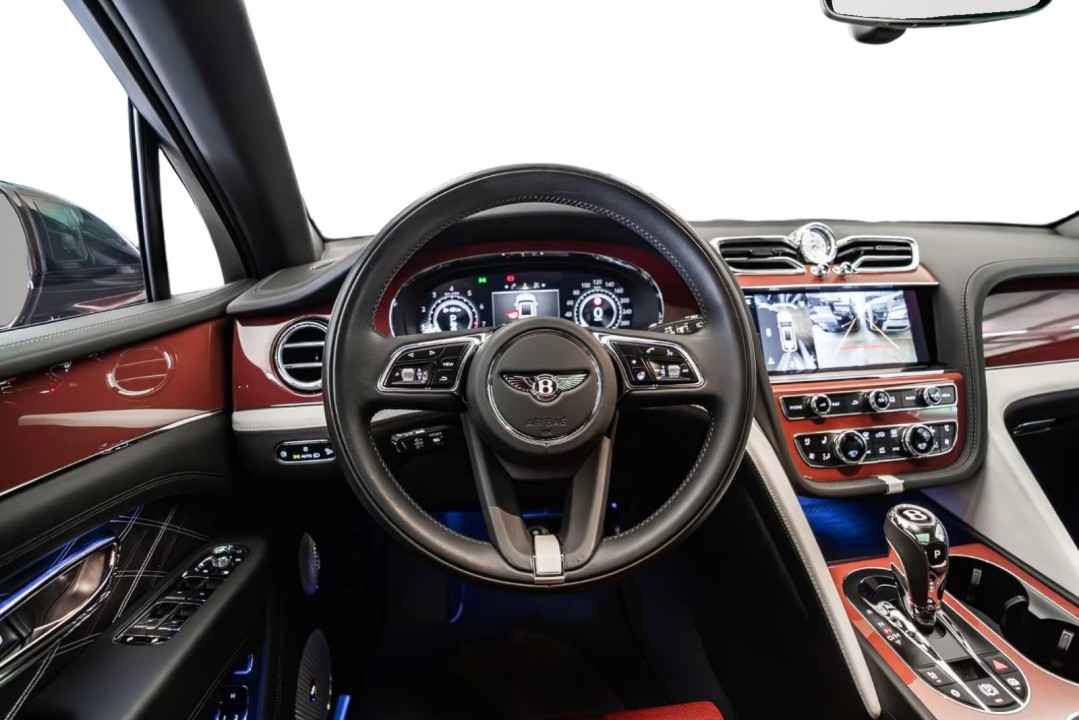Bentley Bentayga Mulliner - foto 6
