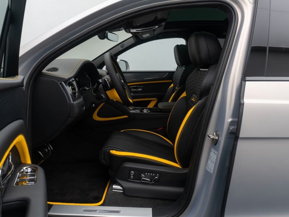 Bentley Bentayga - foto 18