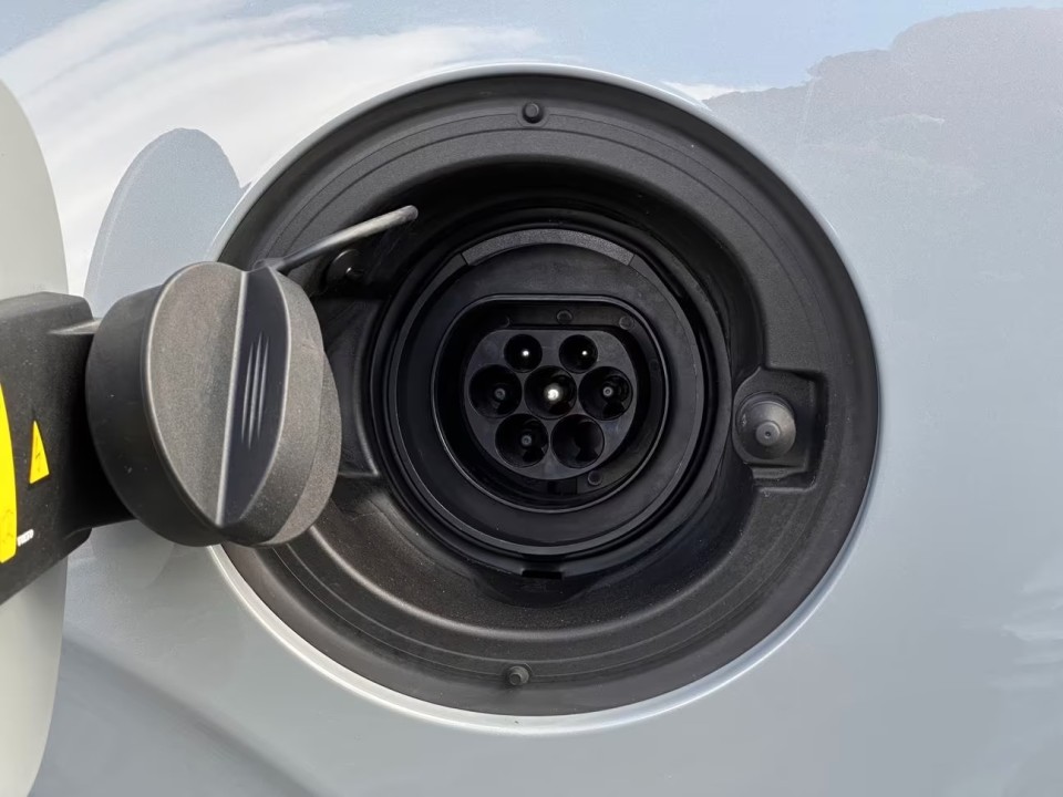 Volvo XC 90 T8 Recharge Core - foto 27