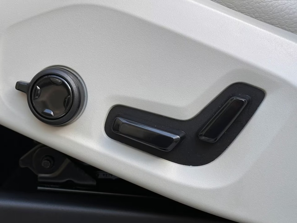 Volvo XC 90 T8 Recharge Core - foto 23