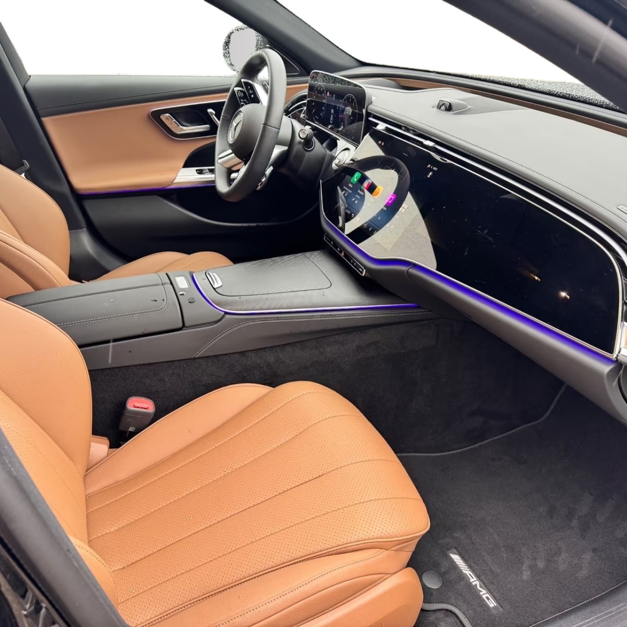 Mercedes-Benz E 200 AMG (4)