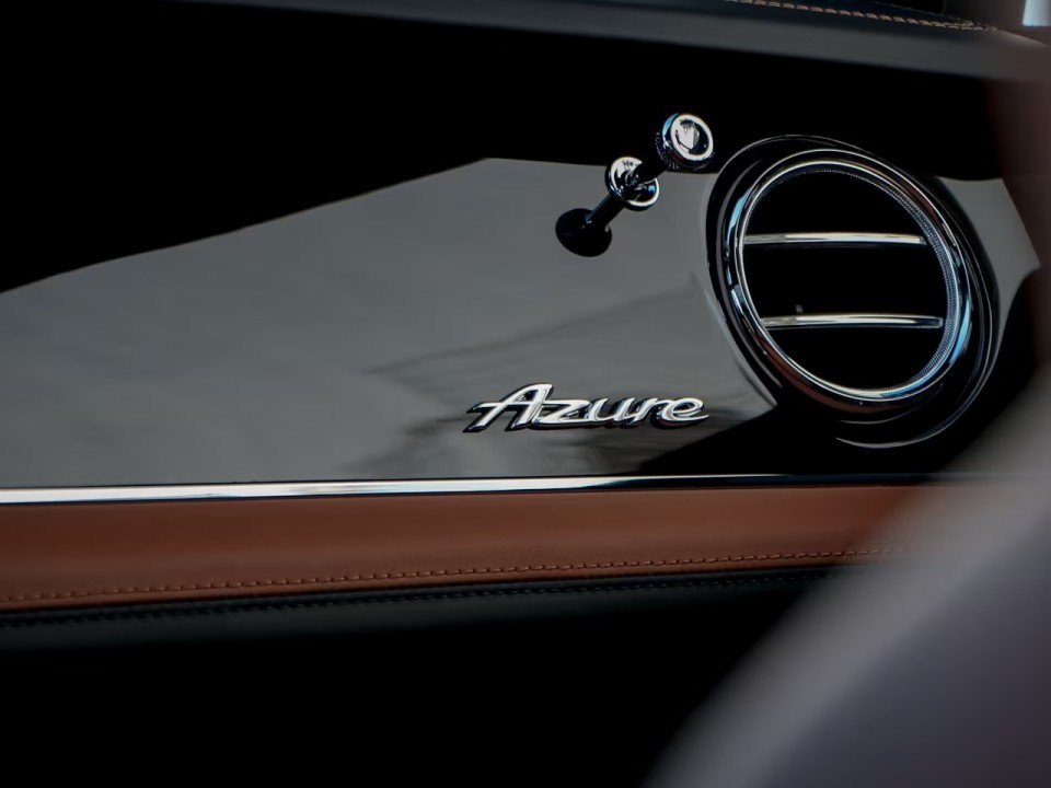 Bentley Bentayga - foto 23