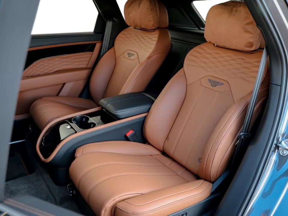 Bentley Bentayga - foto 11