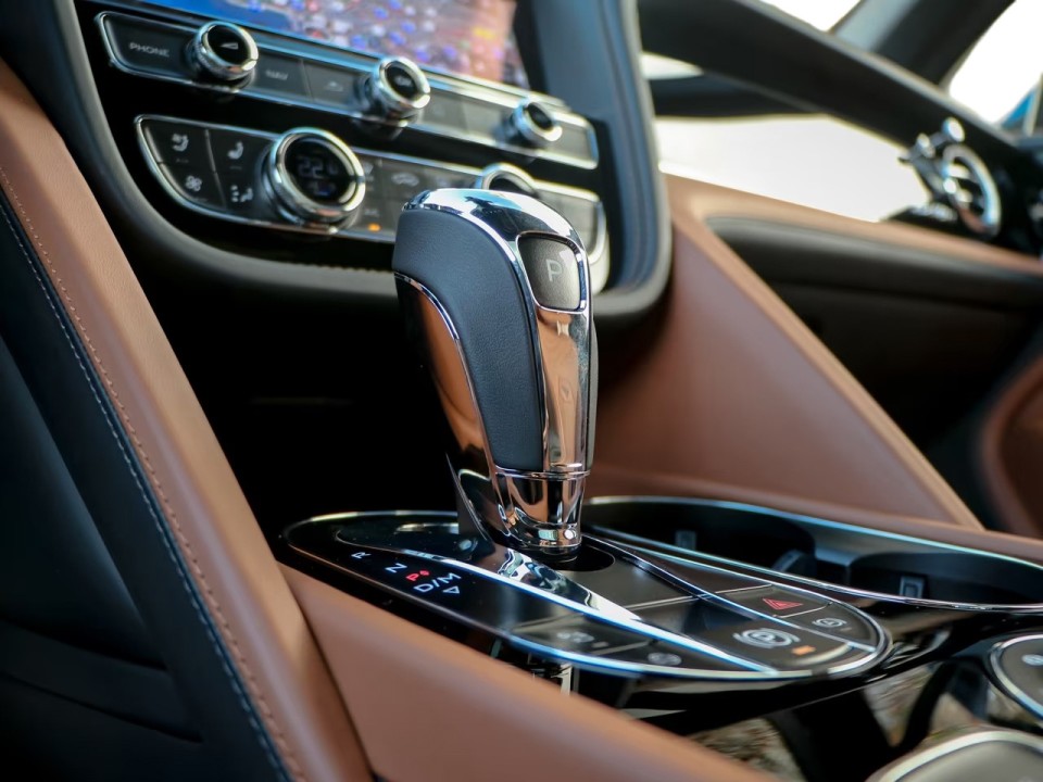 Bentley Bentayga - foto 31